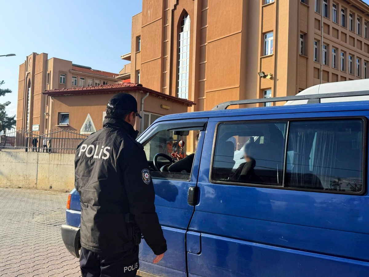 Isparta’da Okul Önleri Ve Asayiş Denetimi (3)-1