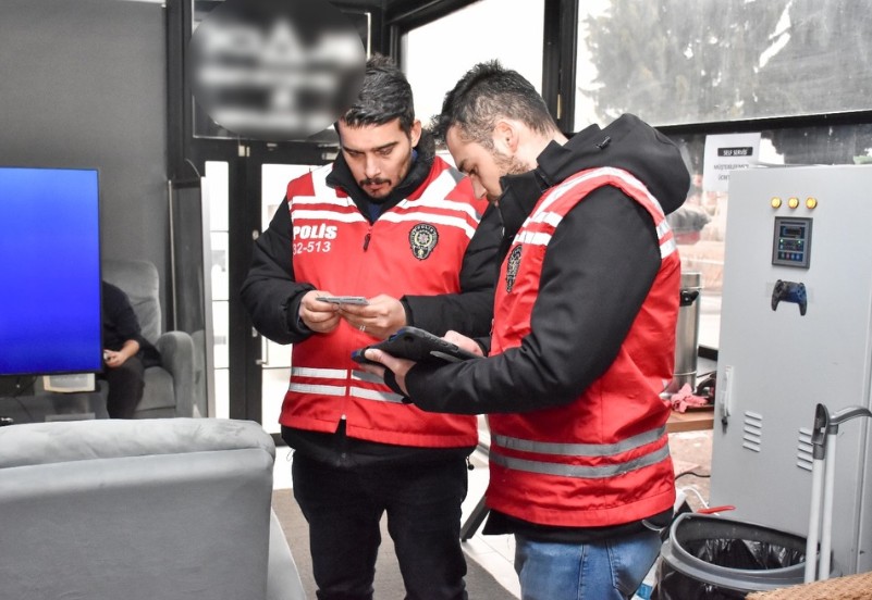 Isparta’da Okul Önleri Ve Asayiş Denetimleri Yapıldı 1