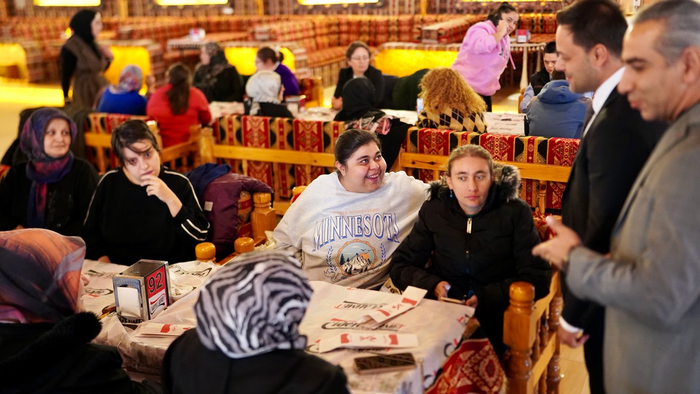 Isparta’da Özel Sporcular Mutlu Çarşamba’da Buluştu! (3)