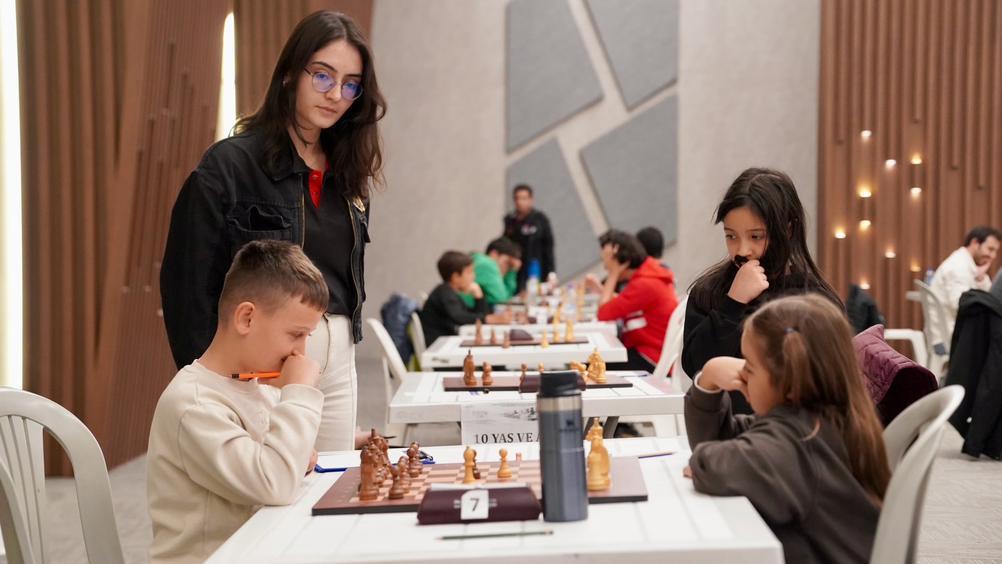 Isparta’da Şampiyona Hazırlık 1 Satranç Turnuvası Tamamlandı (1)