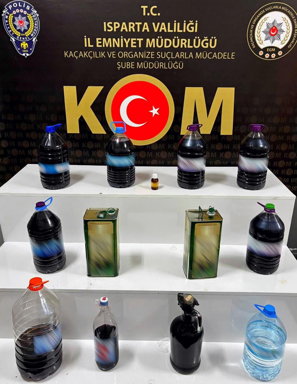 Isparta’da Yılbaşı Öncesi Çok Sayıda Ürün Ele Geçirildi (2)