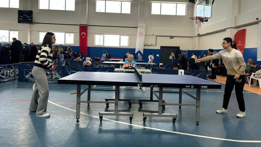 Isparta’da Yurtlar Arası Masa Tenisi Il Finalleri Tamamlandı (1)