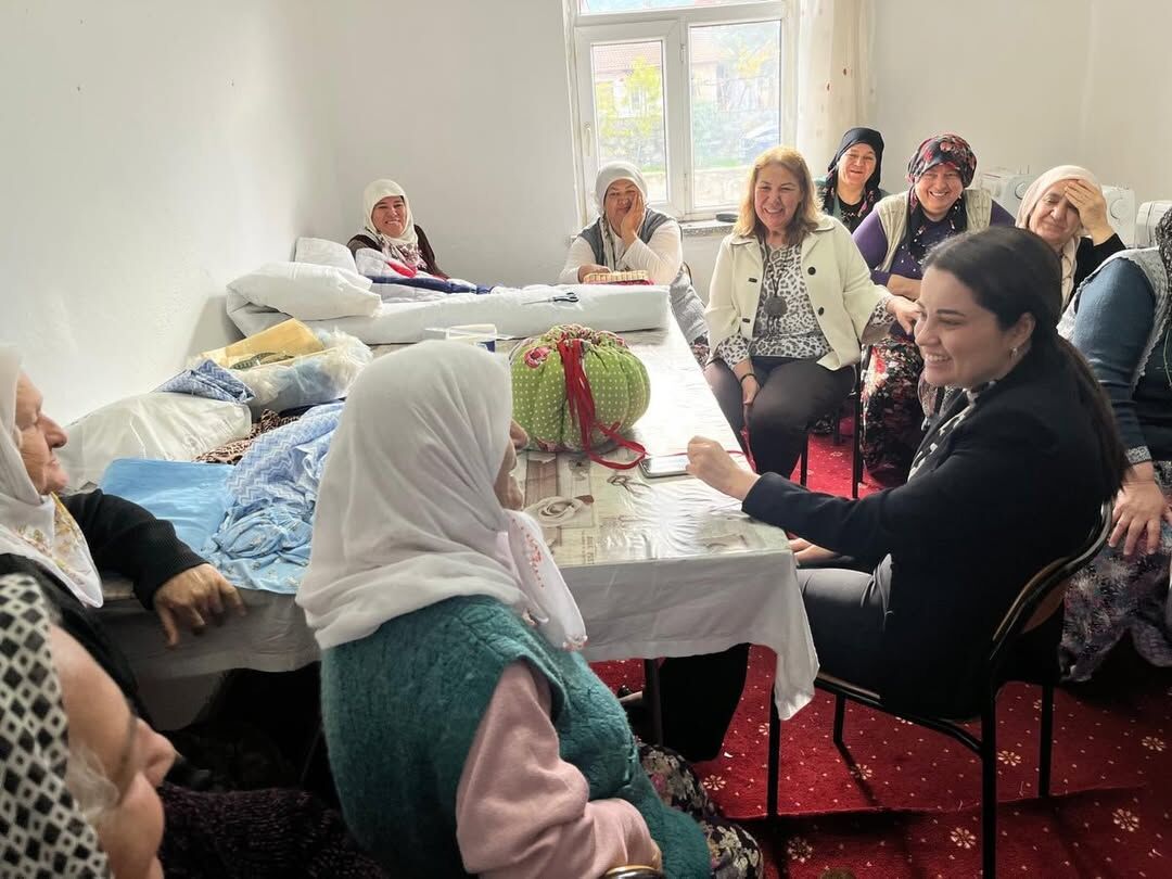 Kaymakam Gür, Köy Ve Beldedeki Halk Eğitimi Kurslarını Ziyaret Etti (3)