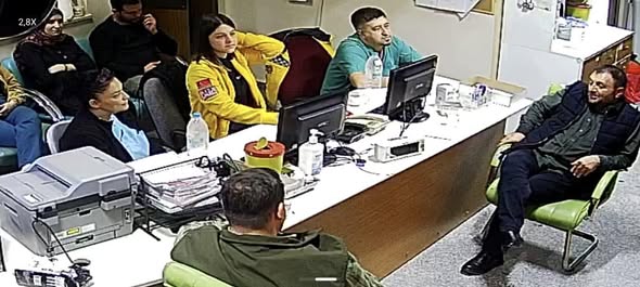 Milletvekili Zabun, Gece 03.10’Da Acil Servis Nöbetçilerini Ziyaret Etti (2)