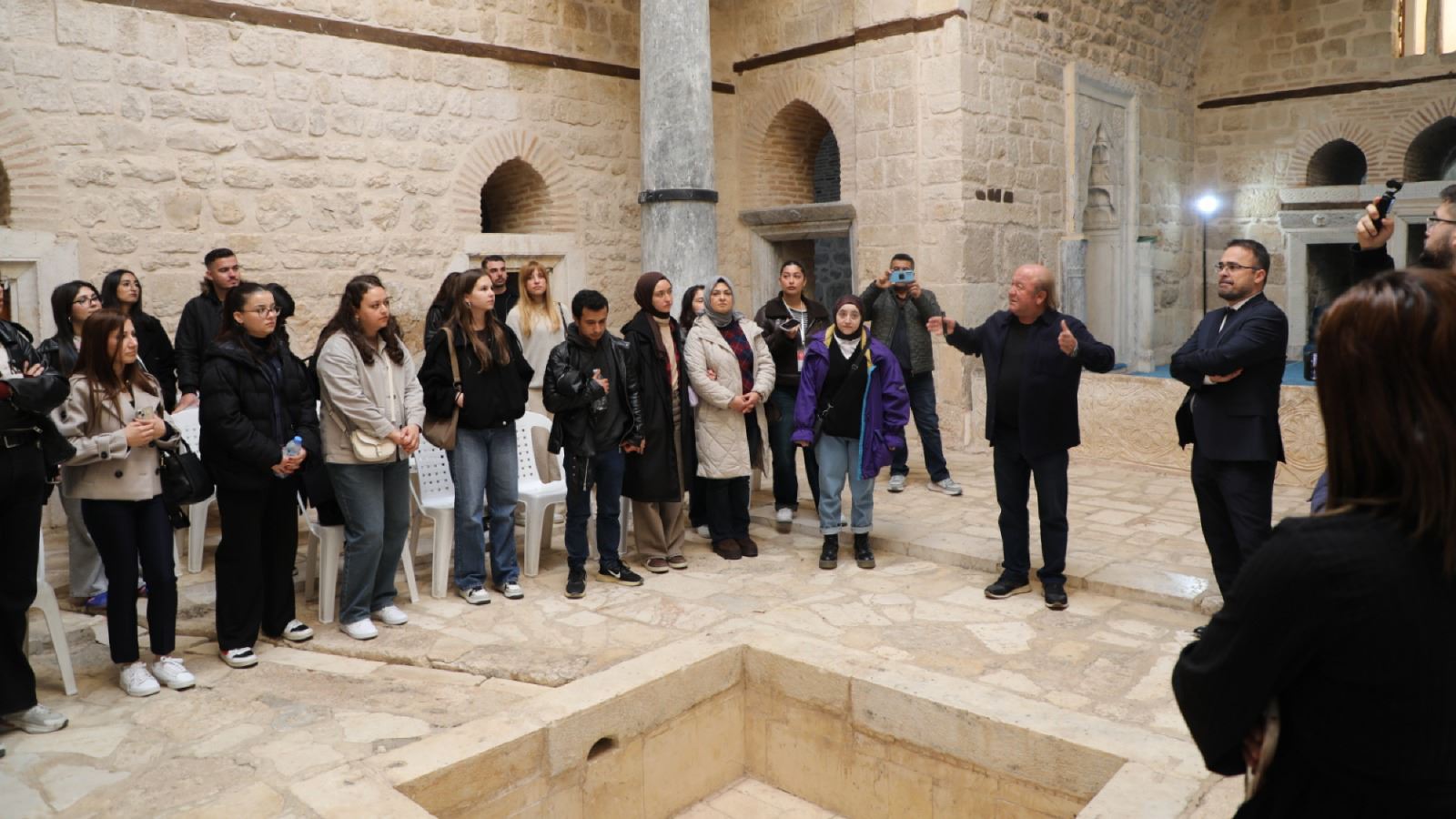 Sdü Öğrencileri Atabey Ertokuş Medresesi’nde Tarih Ve Kültür Buluşmasına Katıldı-1