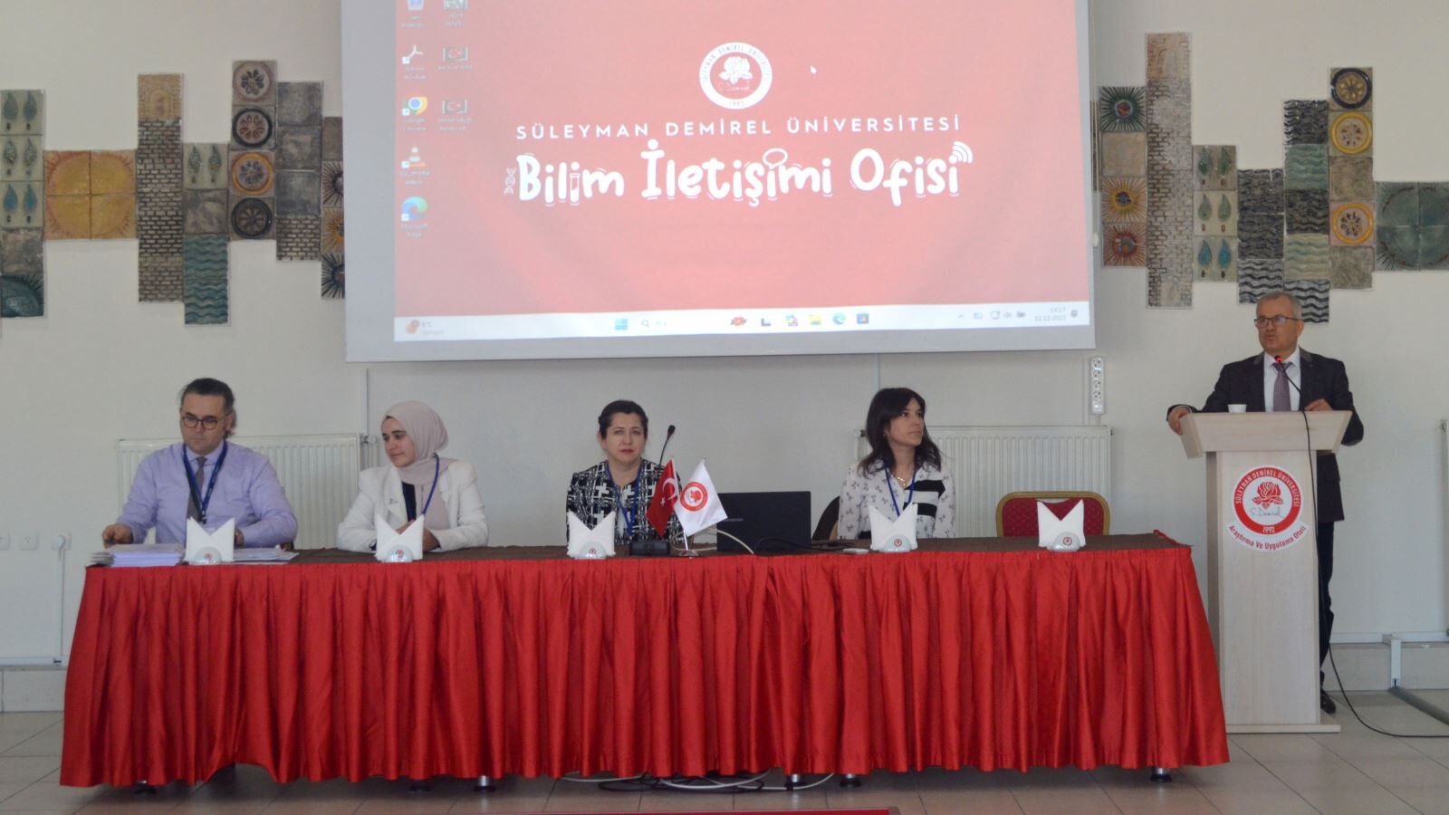 Sdü’de “Dijital Denge Elçileri Projesi” Pilot Uygulaması Başladı (4)