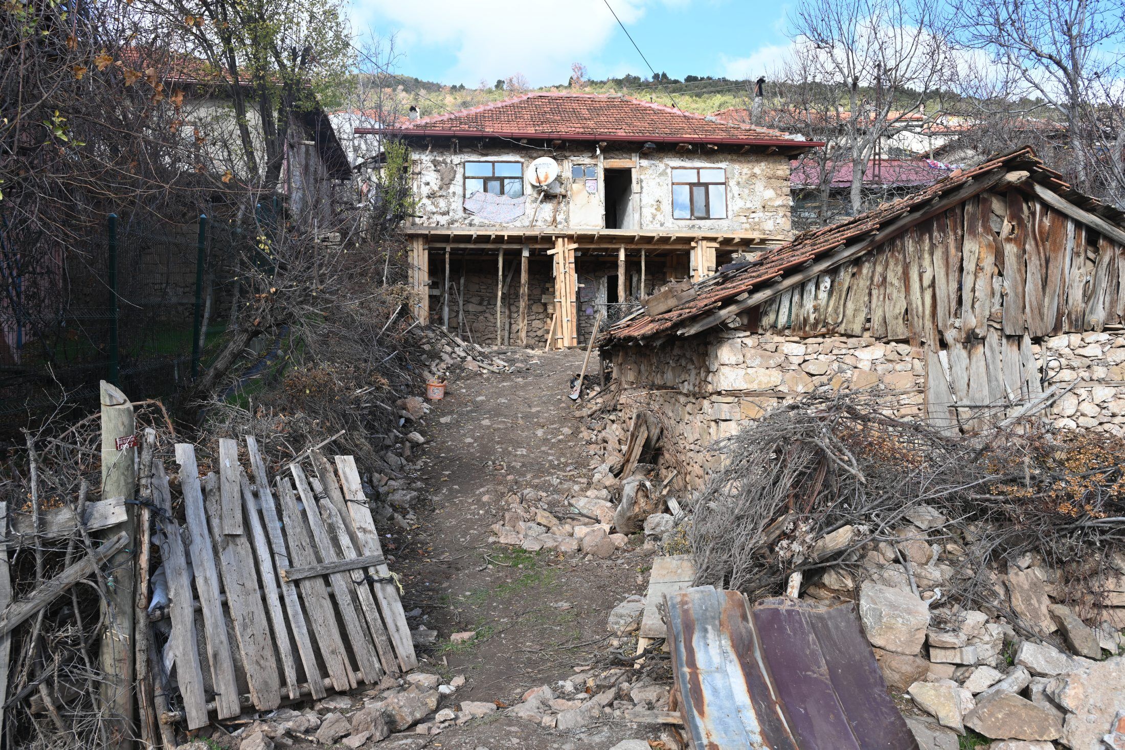 Sofular Koyu Hacer Teyze Ev Tadilat (3)