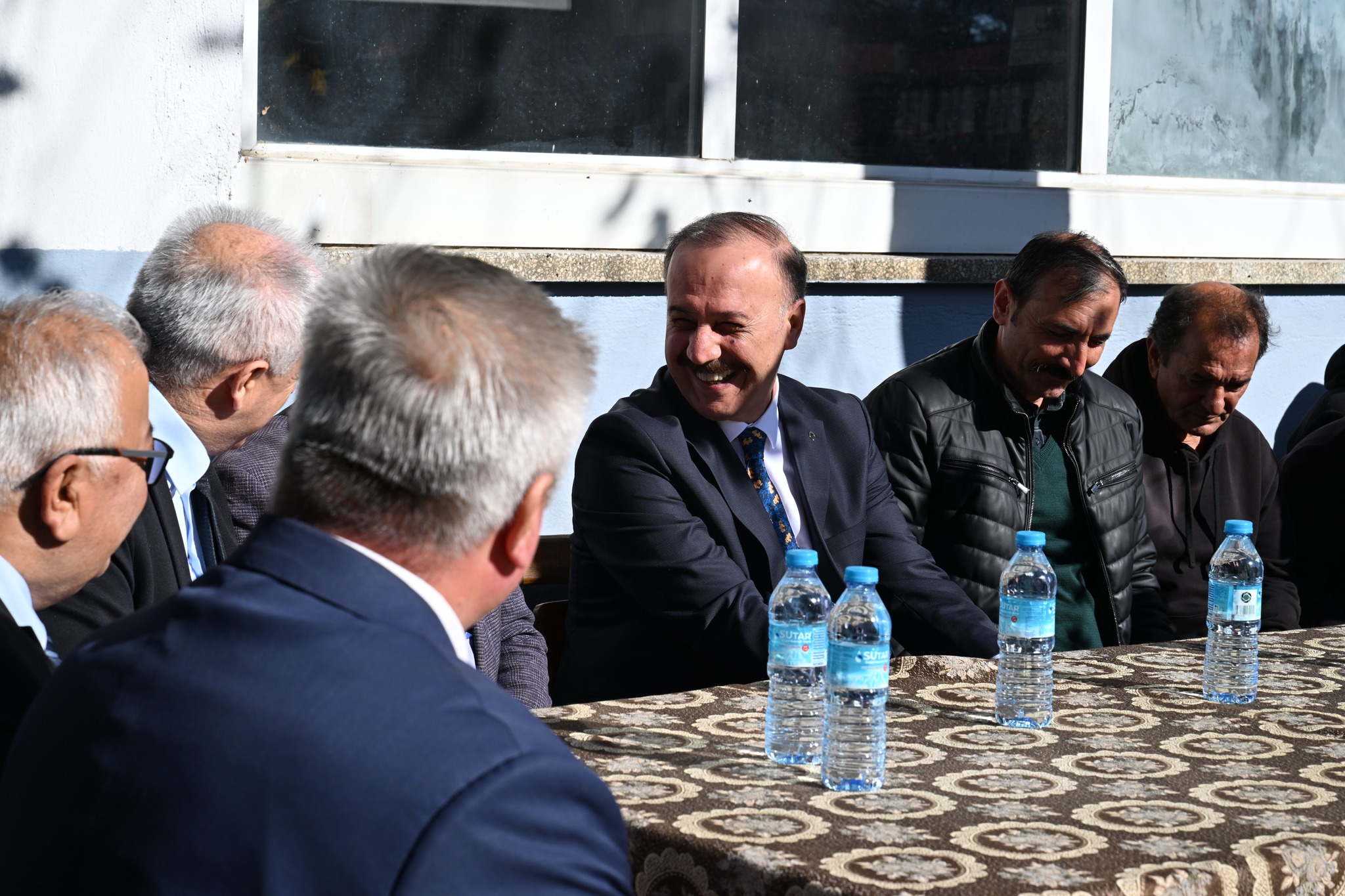 Vali Erin, Sütçüler’in Köylerinde Vatandaşlarla Buluştu (7)