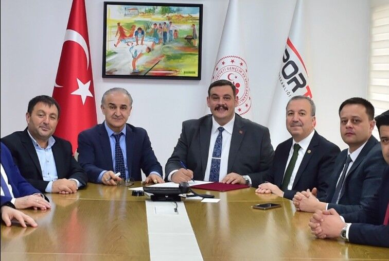 Yalvaç’a Yeni Spor Yatırımı Bisiklet Yolu