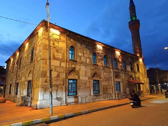 Yalvaç’ın En Eski Camisi Devlethan, Asırlardır Ayakta (1)