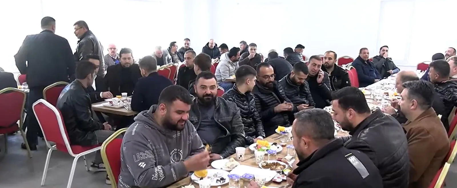 Yücedağ’dan Galeri̇ci̇ Esnafina Destek Ve Bi̇rli̇k Mesaji (3)
