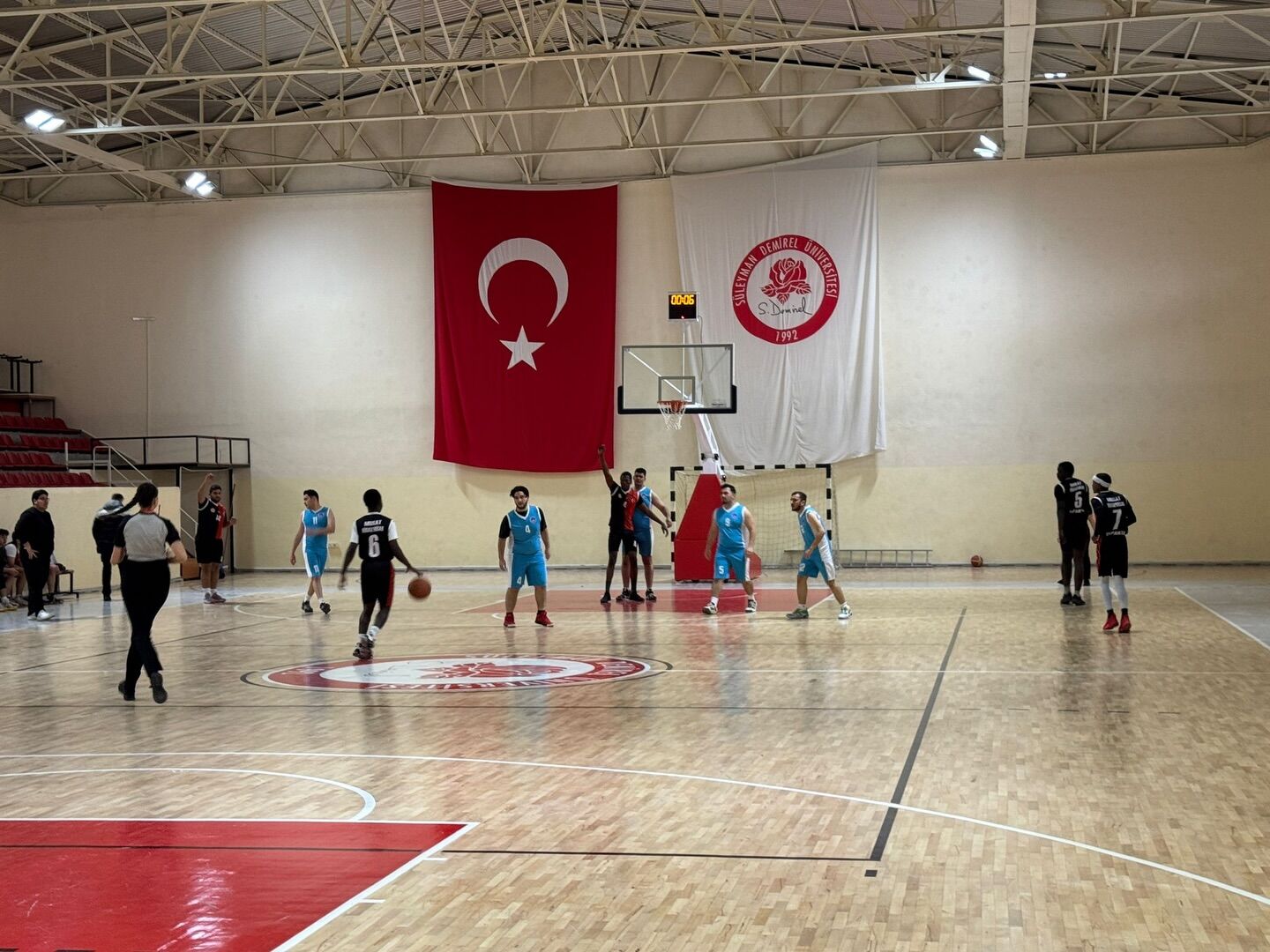 Yurtli̇g Basketbol İl Finalleri Isparta’da Tamamlandı (2)
