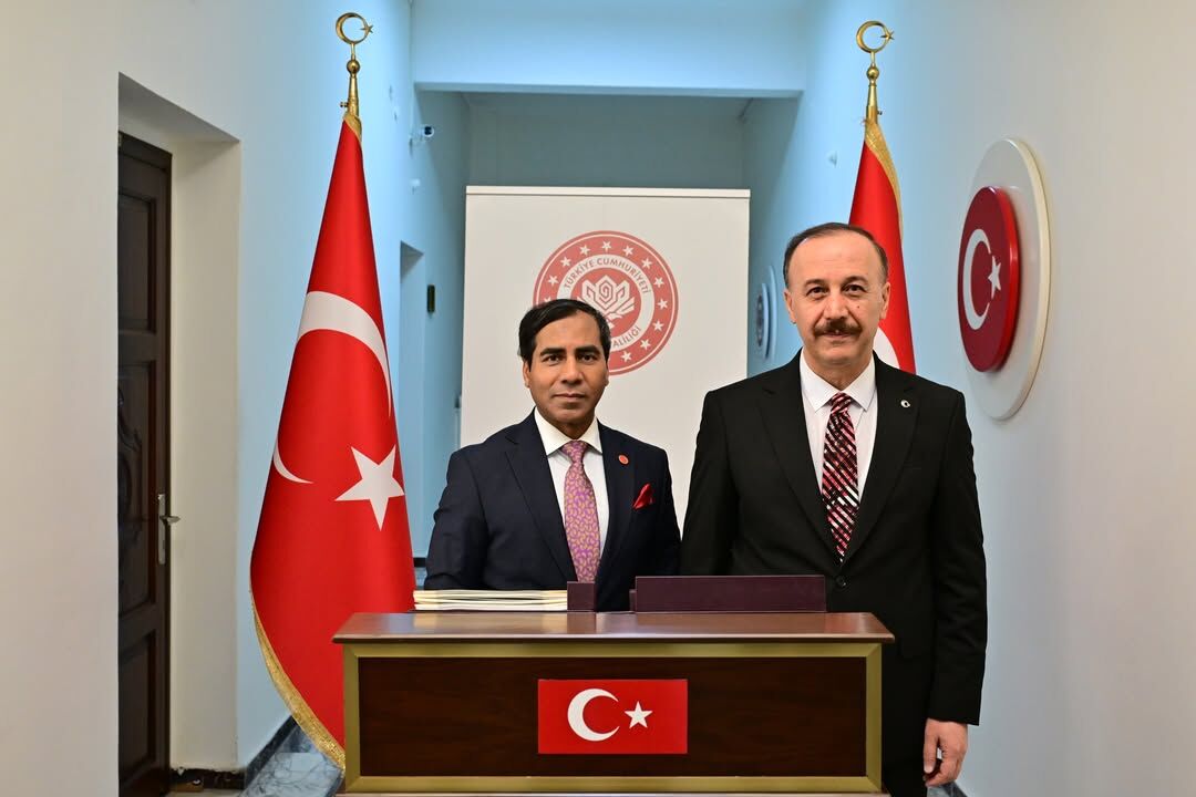 BANGLADEŞ BÜYÜKELÇİSİ VALİ ERİN’İ ZİYARET ETTİ-1