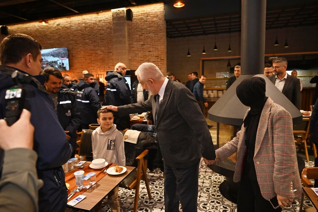 Başkan Başdeğirmen Belediye Personeliyle Yemekte Buluştu (3)