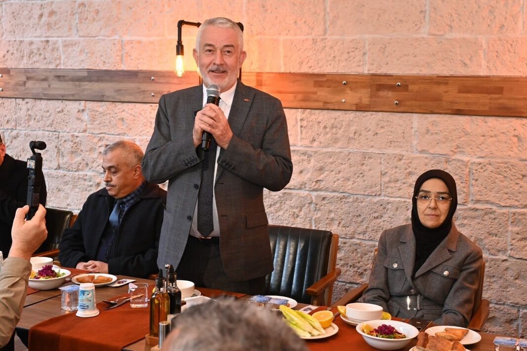 Başkan Başdeğirmen Temizlik Personelleriyle Bir Araya Geldi (2)