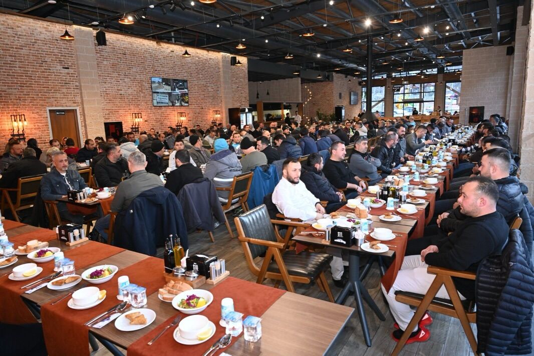 Başkan Başdeğirmen Temizlik Personelleriyle Bir Araya Geldi (3)