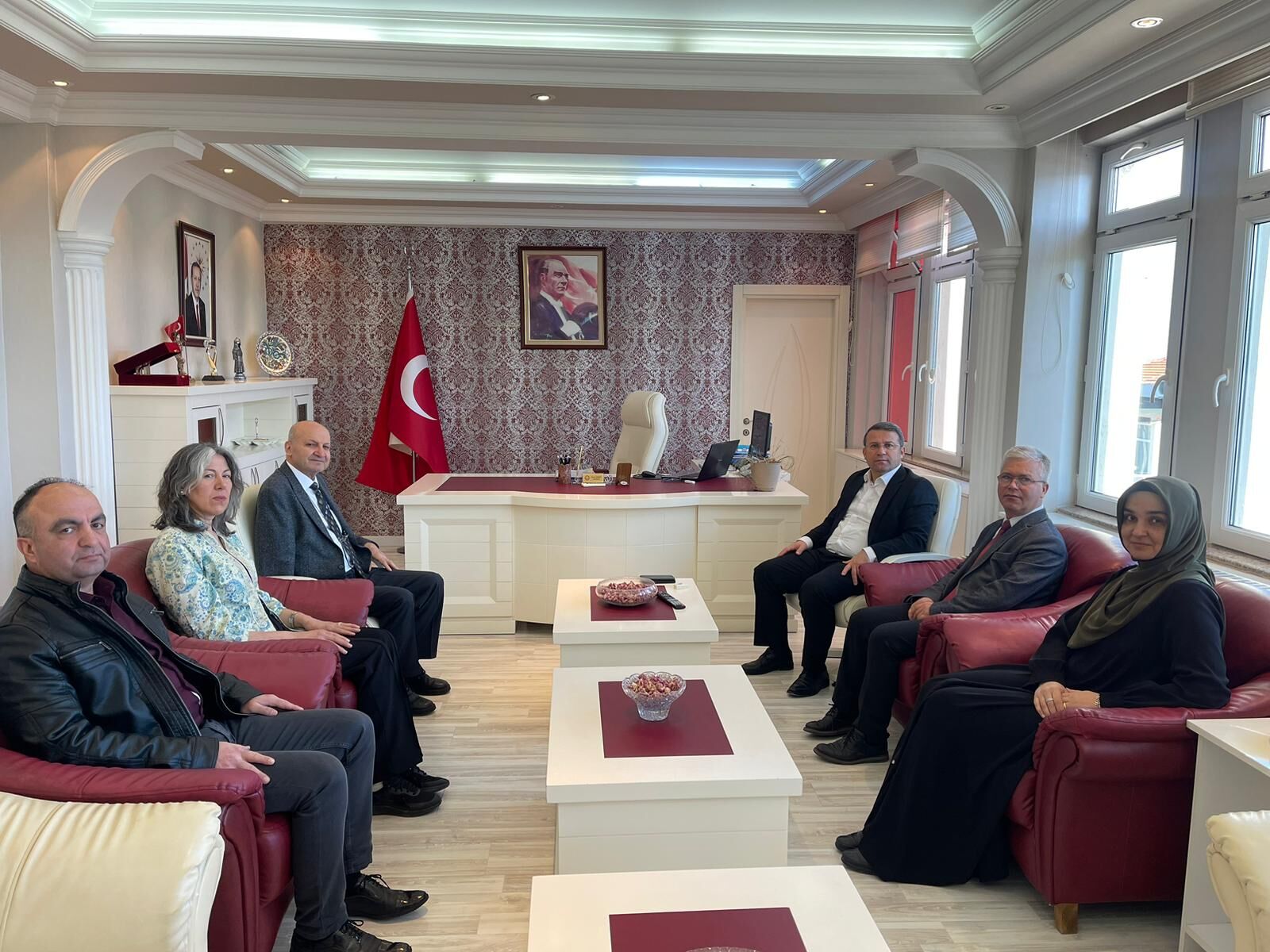 İl Sivil Toplumla İlişkiler Müdürlüğünden Kaymakam Ömer Çi̇mşi̇t’e Ziyaret (2)