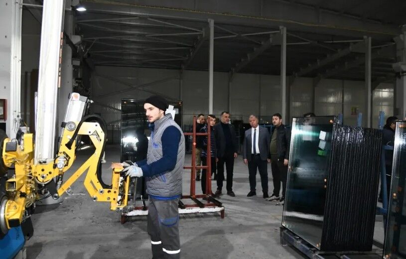 Isparta Parlayan Cam 1