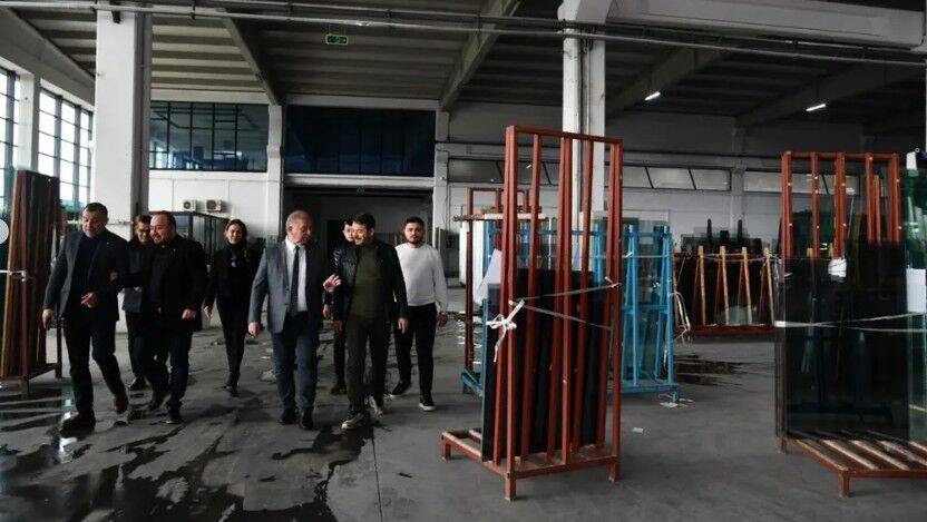 Isparta Parlayan Cam 2