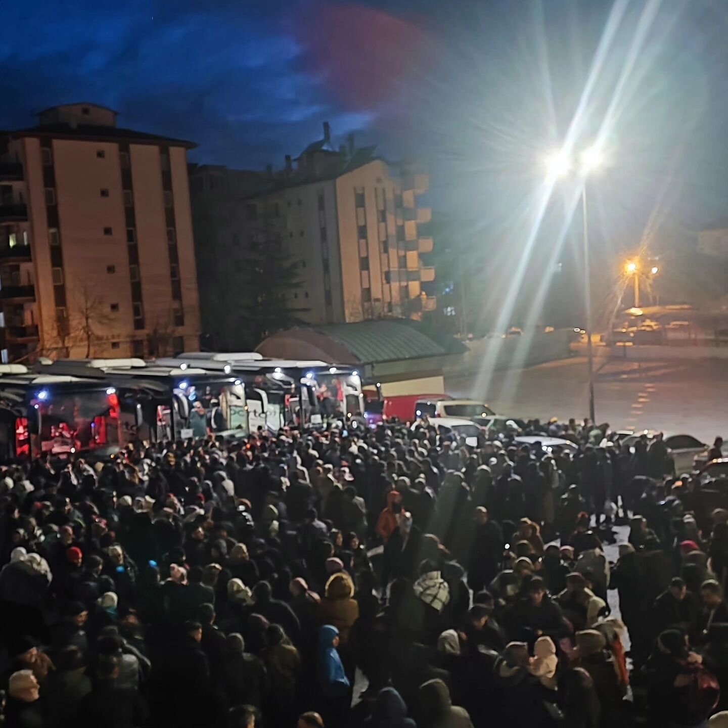 Isparta’da 517 Kişilik Yarıyıl Tatili Umre Grubu Dualarla Uğurlandı (2)