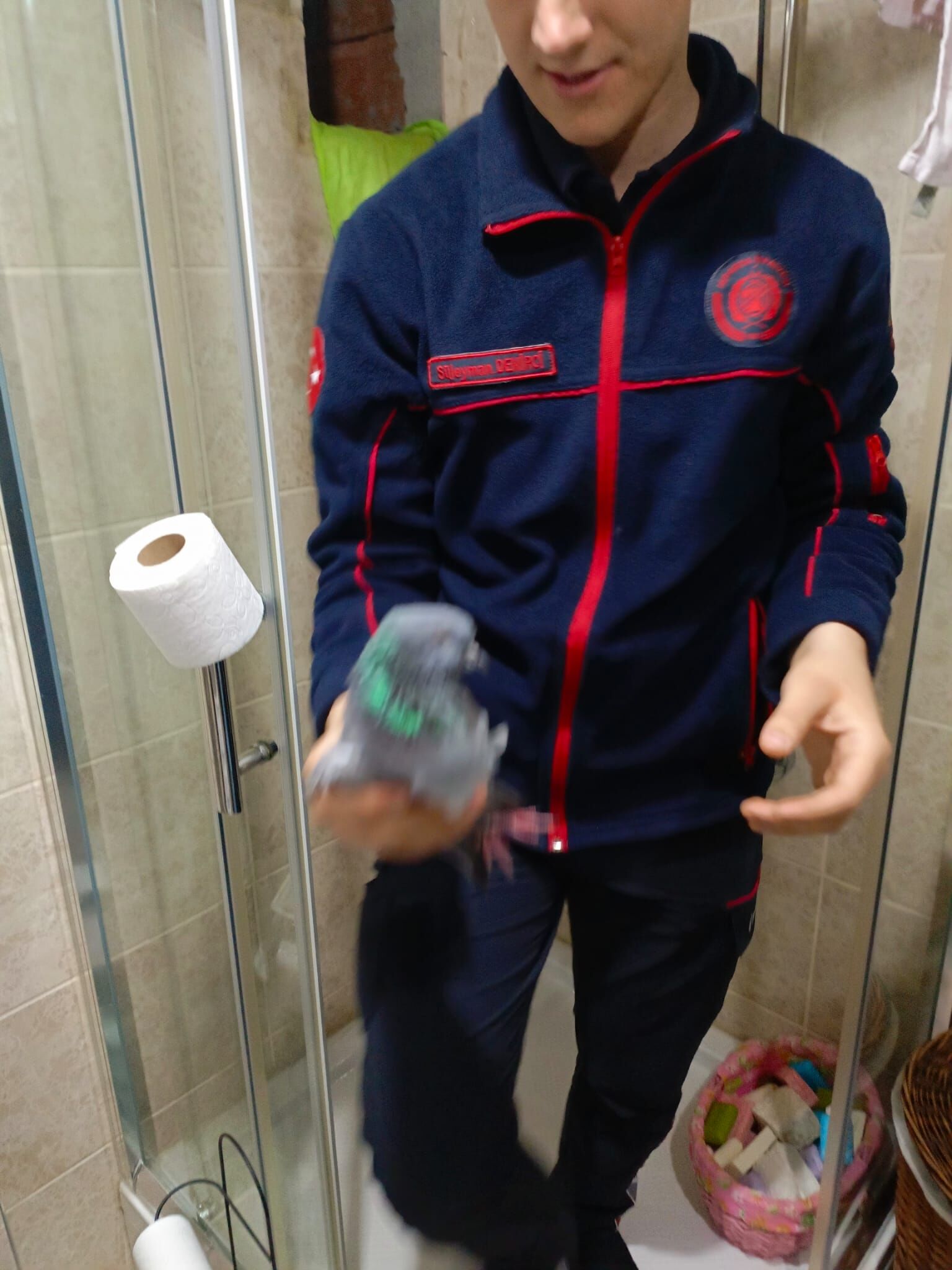 Isparta’da Mahsur Kalan Güvercin Itfaiye Tarafından Kurtarıldı (1)