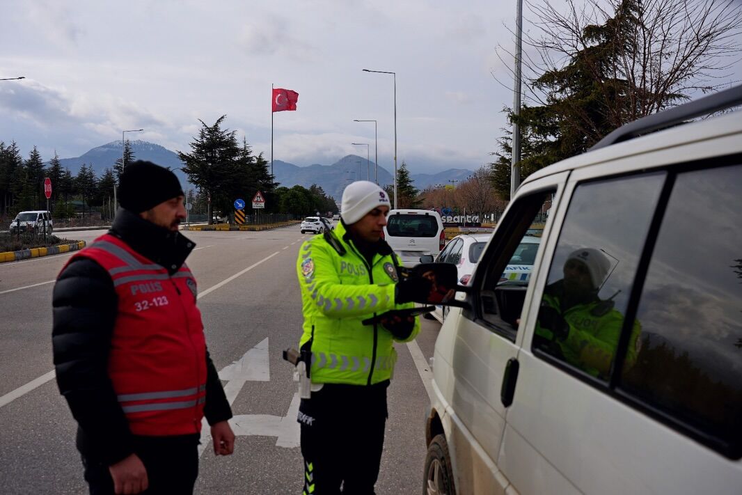 Isparta’da Şok Yol Uygulamaları Kararlılıkla Sürdürülüyor (3)