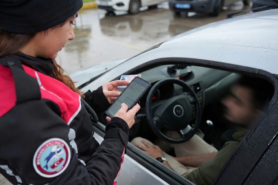 Isparta’da Şok Yol Uygulamalari Kararlilikla Sürüyor (3)