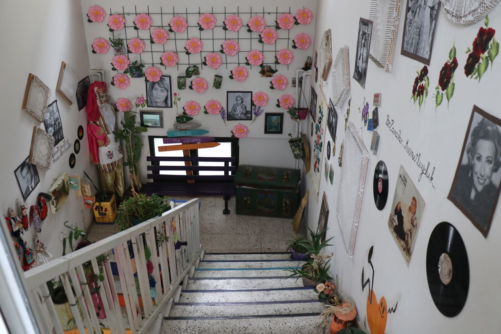 Isparta’nin Si̇mgesi̇ 10 Bi̇ni̇ Aşkin Zi̇yaretçi̇ Ağirladi (13)