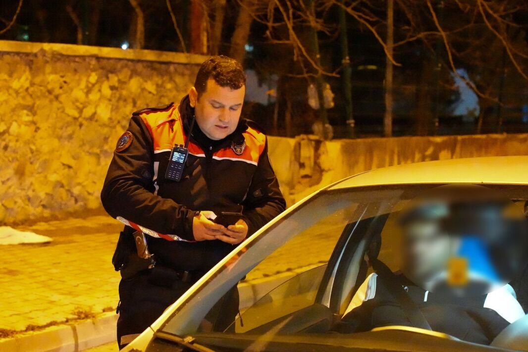 Kent Genelinde Gece Boyu Şok Uygulama (1)