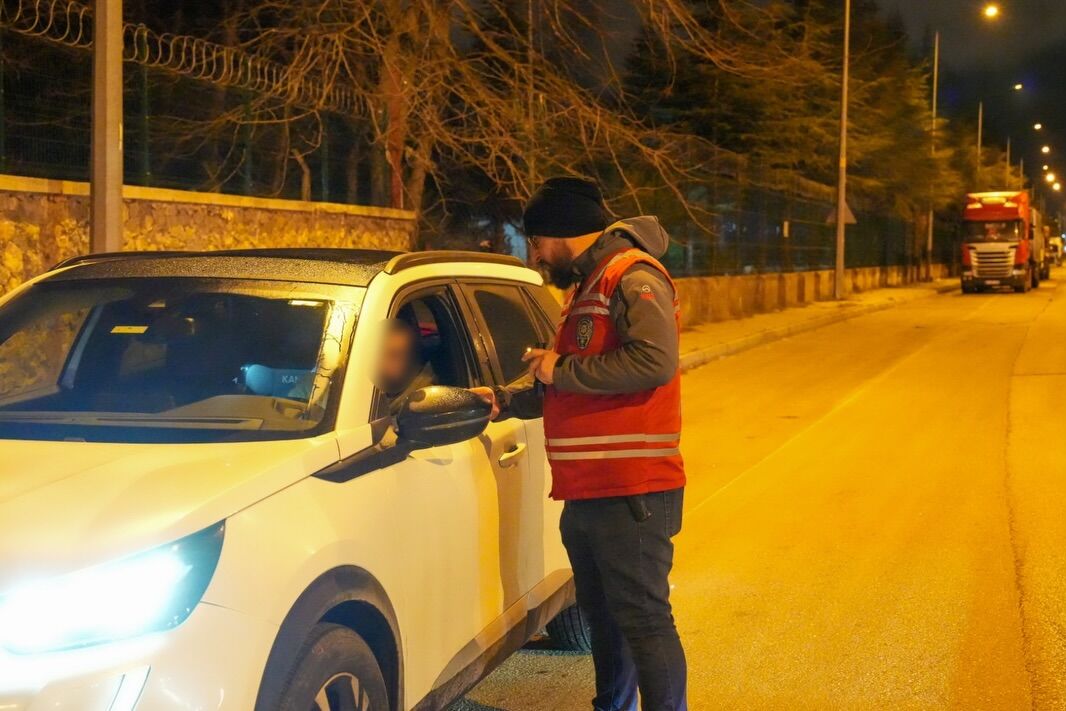 Kent Genelinde Gece Boyu Şok Uygulama (2)