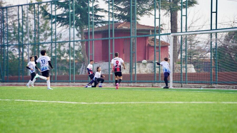 Okul Sporları Yıldız Erkek Futbol İl Birinciliği Başladı (4)