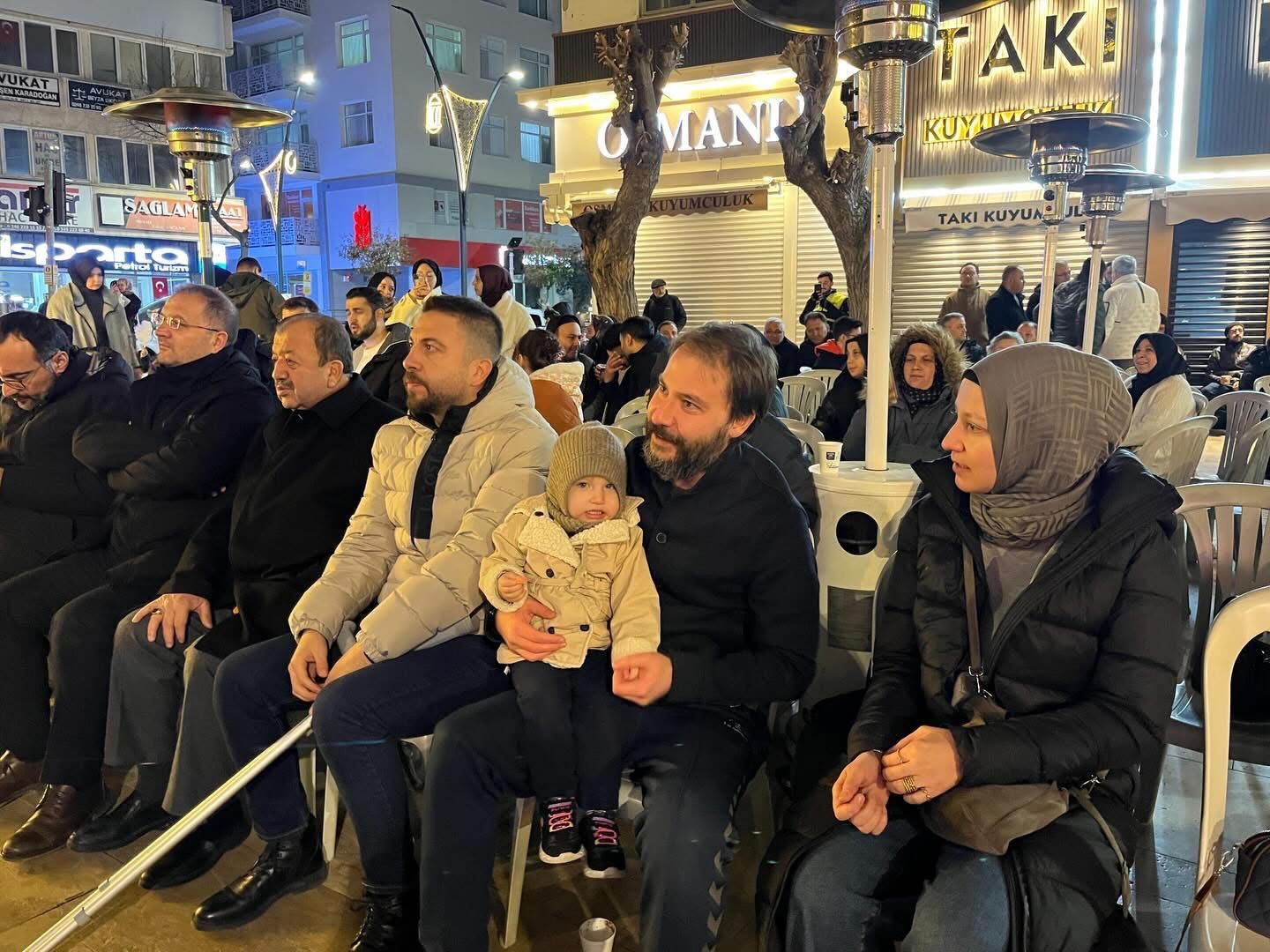 Ak Parti’den Teravih Sonrası Buluşma (2)