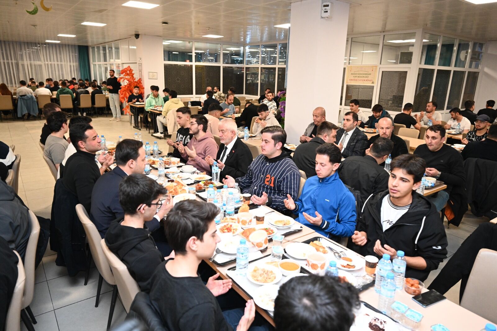Baskan Kyk Yurdu Iftar (2)