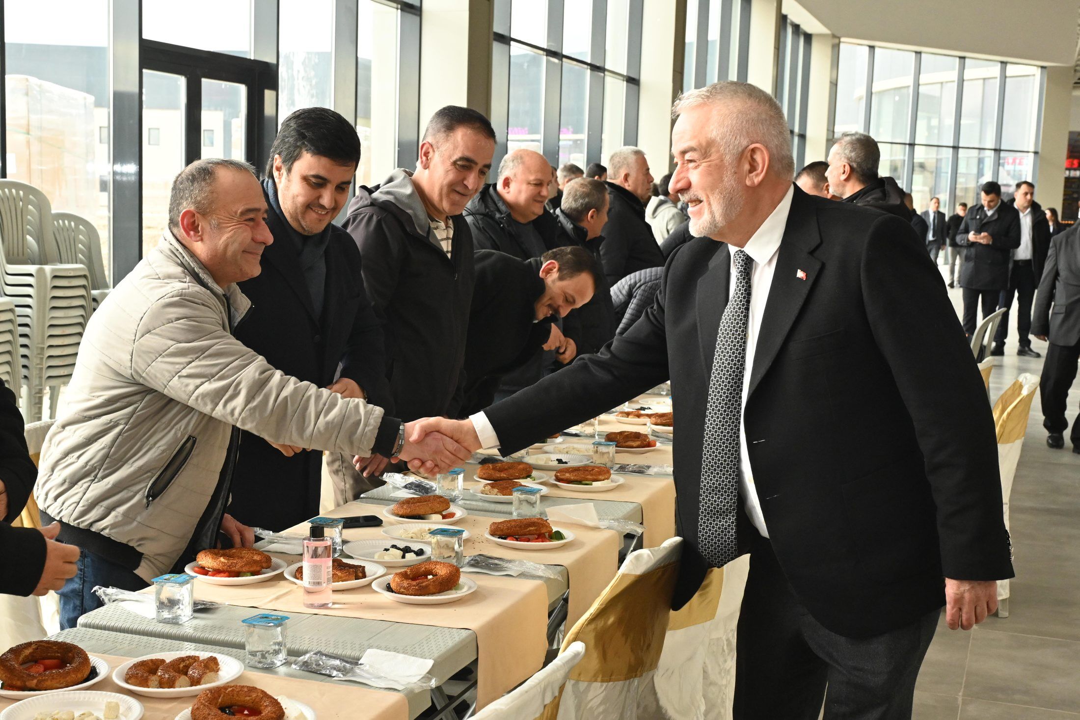 Baskan Yeni Otogar Esnaf Bulusma (8)