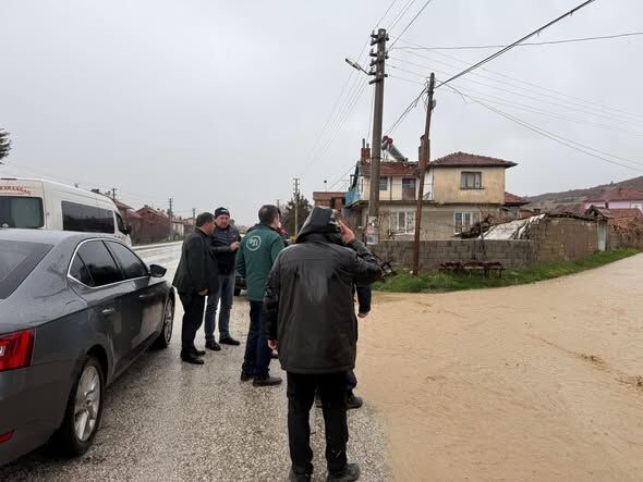 Gelendost’ta Su Taşkınları Kontrol Altına Alındı