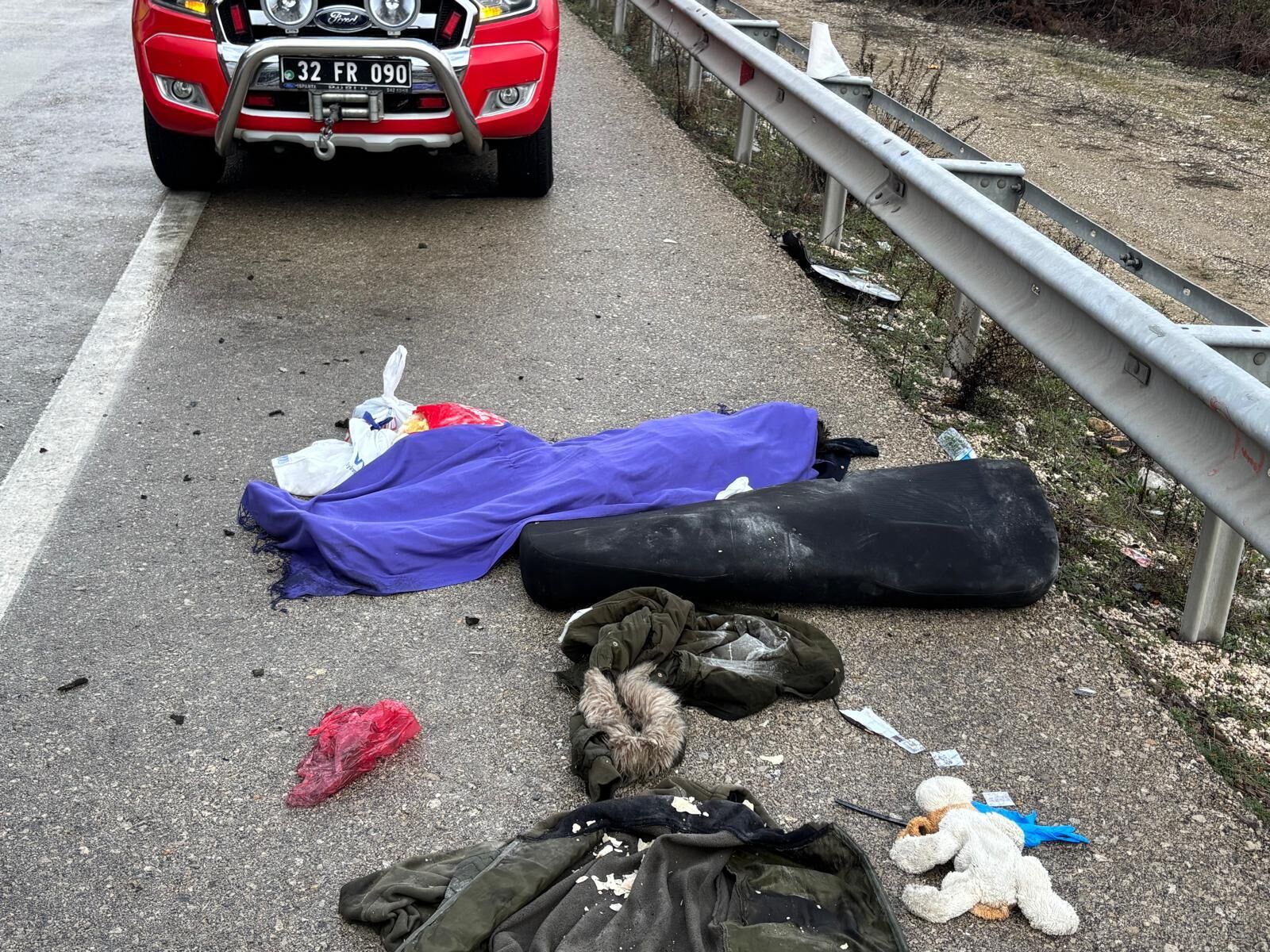 Isparta Antalya Karayolu Kaza (1)