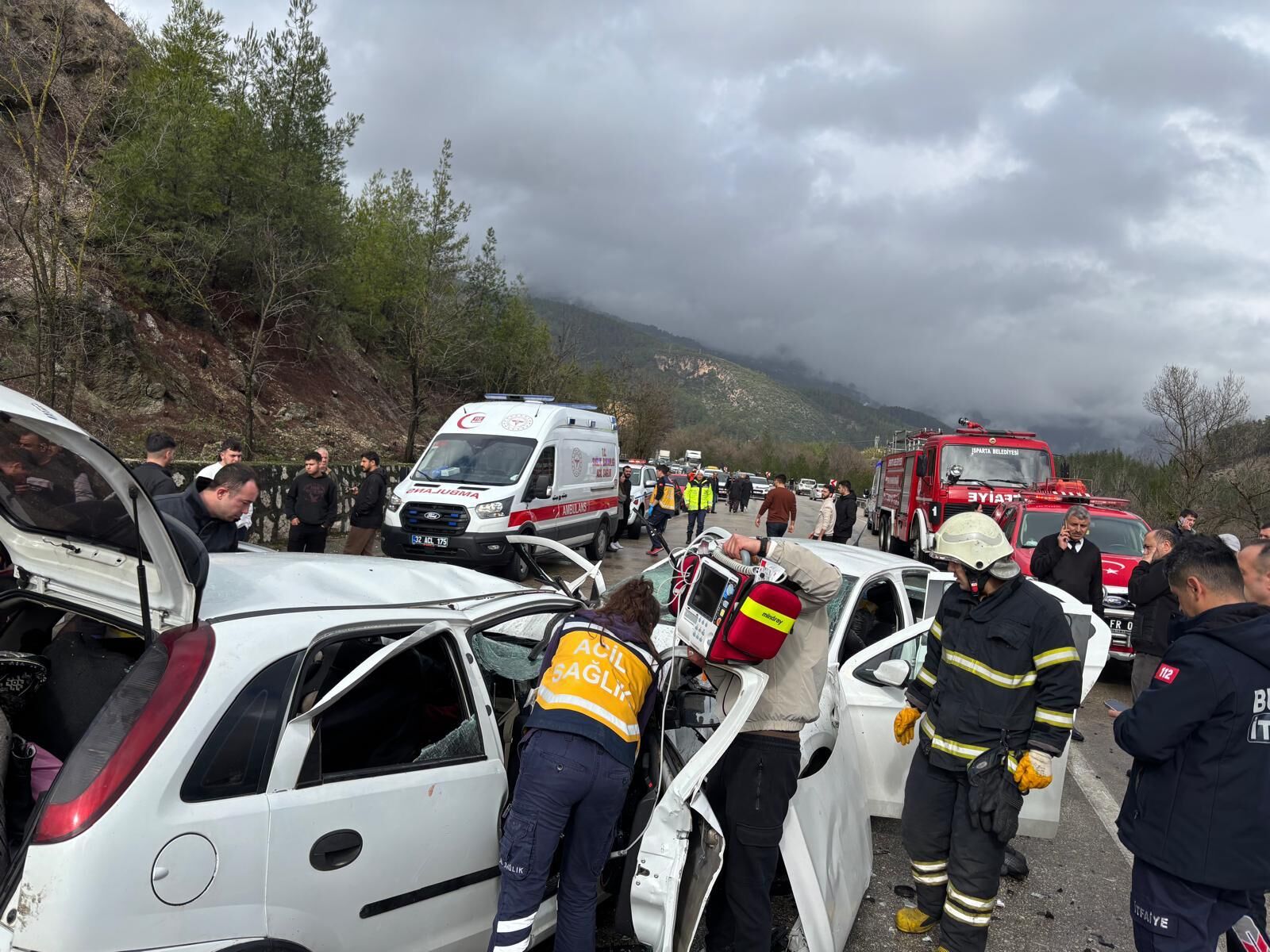 Isparta Antalya Karayolu Kaza (2)
