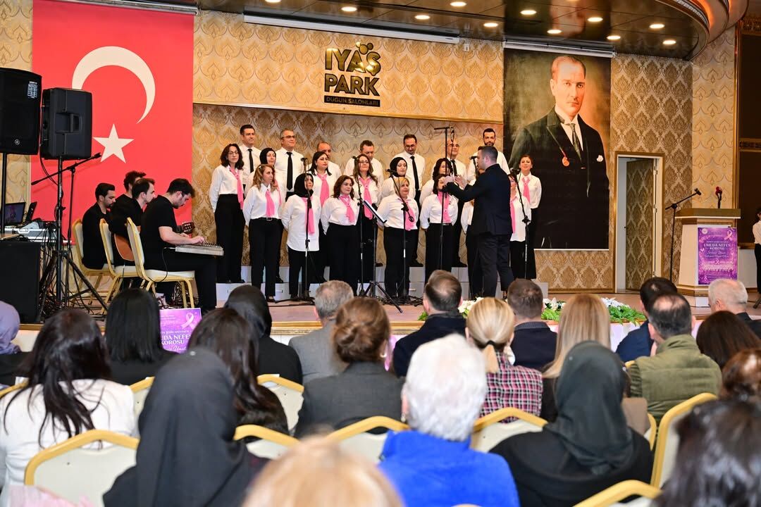 Isparta Şehir Hastanesi’nden “Umuda Nefes Korosu” Konseri (3)