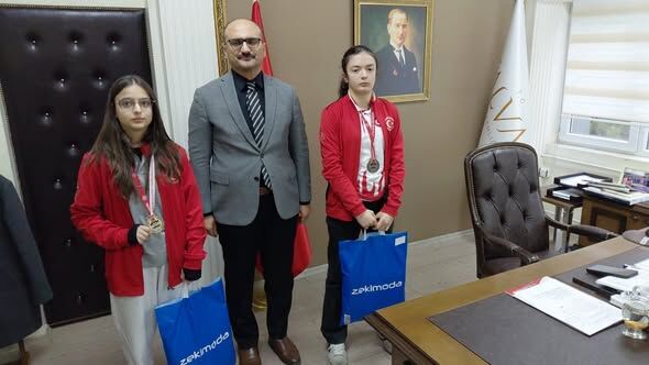 Kaymakam Abacı, Başarılı Öğrencileri Makamında Ağırladı 1