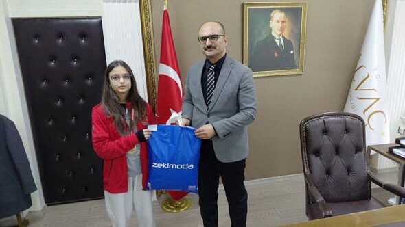 Kaymakam Abacı, Başarılı Öğrencileri Makamında Ağırladı
