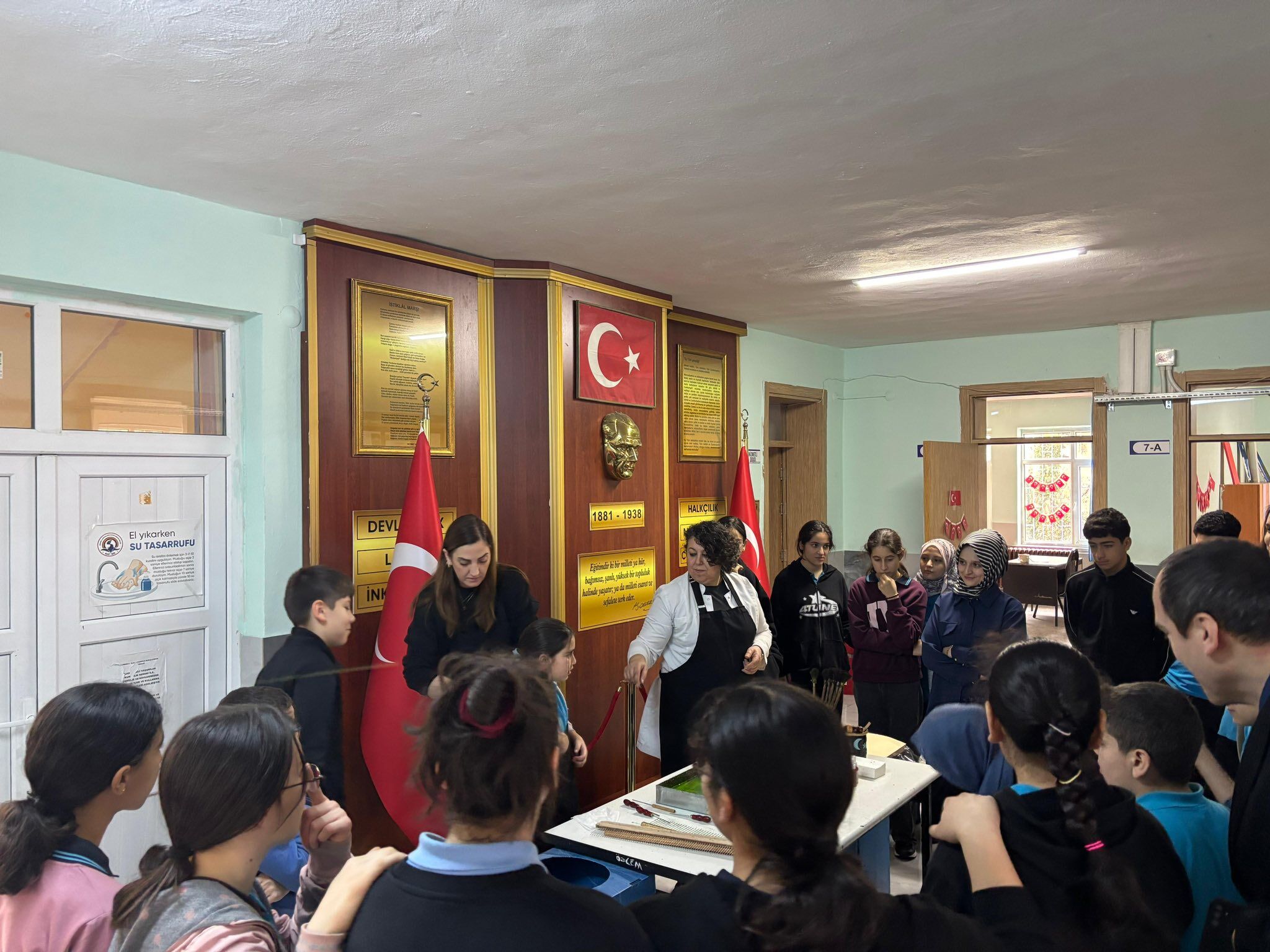 Kaymakam Açıkgöz’den İmam Hatip Ortaokuluna Ziyaret (3)