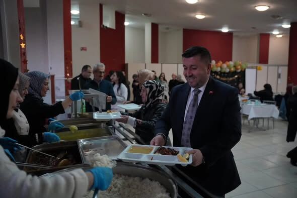 Ramazan’ın Manevi İklimi Öğrencilerle Aynı Sofrada Yaşandı (3)