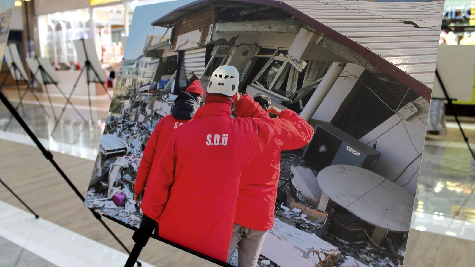 Sdü’den 6 Şubat Depremleri Fotoğraf Sergisi (5)