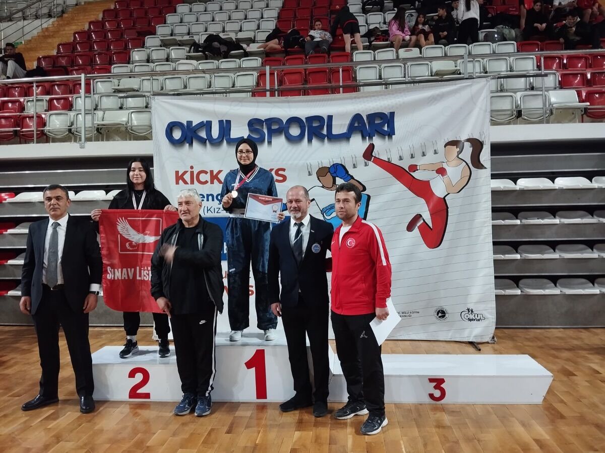 Sivas’ta Ispartalı Sporculardan Madalya Yağmuru 1