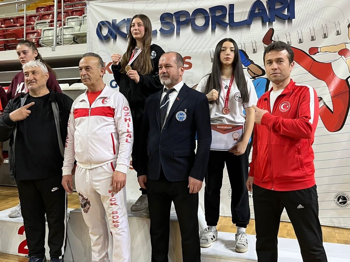 Sivas’ta Ispartalı Sporculardan Madalya Yağmuru 4