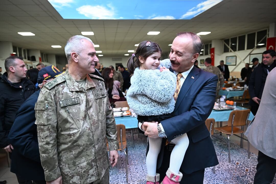 Vali Erin, Şehit Aileleri Ve Gazilerle Iftarda Buluştu (6)