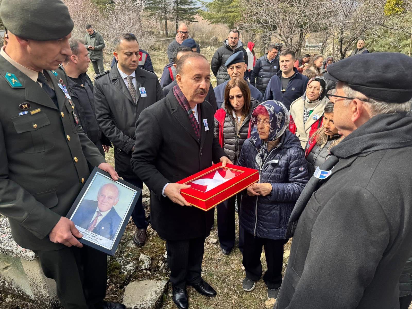 Kore gazisi son yolculuğuna uğurlandı