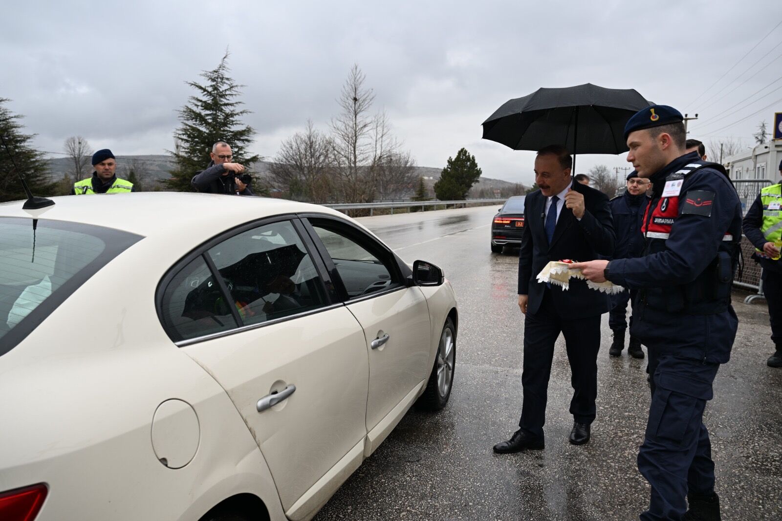 Vali erin trafik denetleme