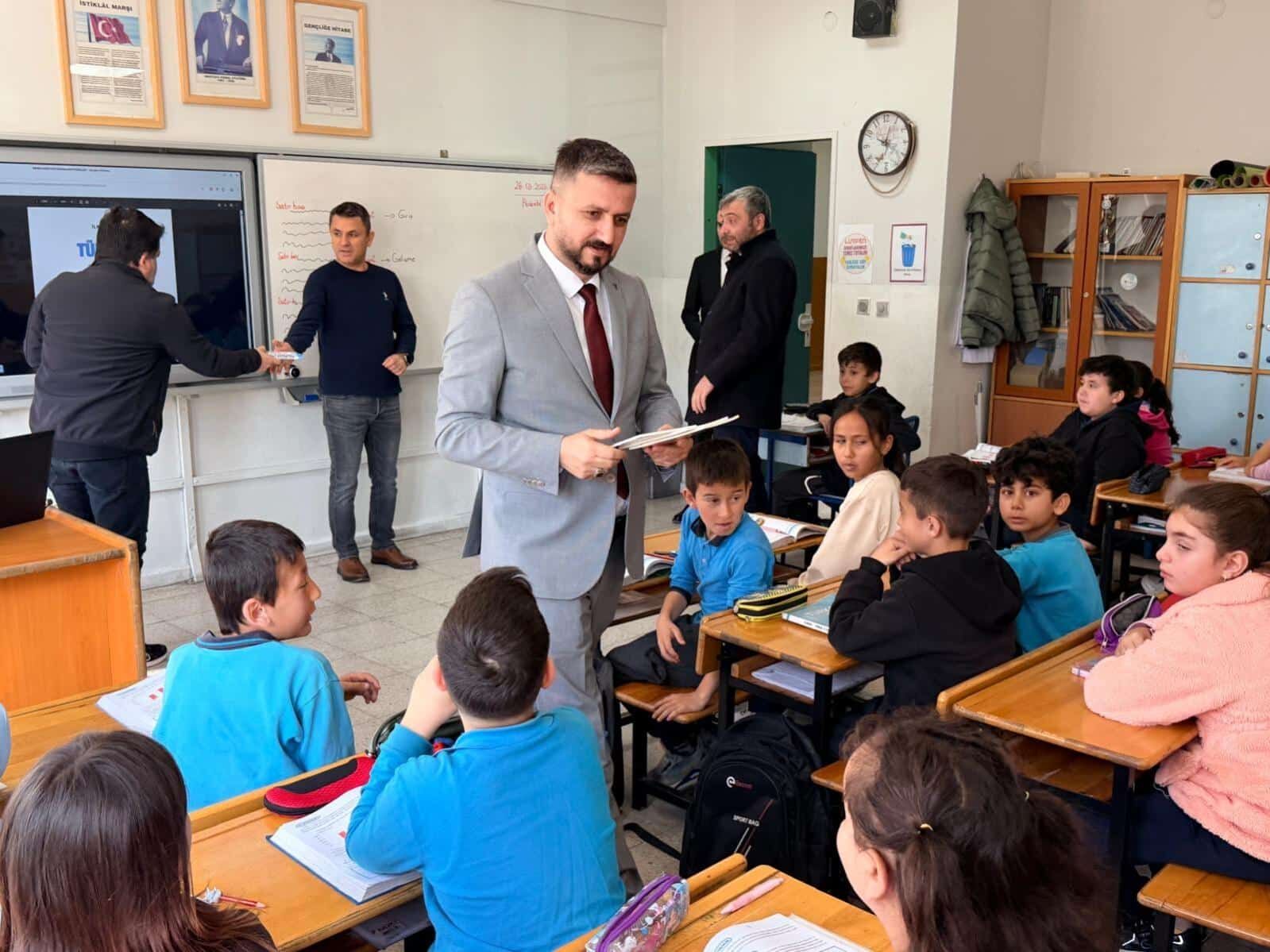 Atabeyde Tarih Kitapla Canlaniyor1