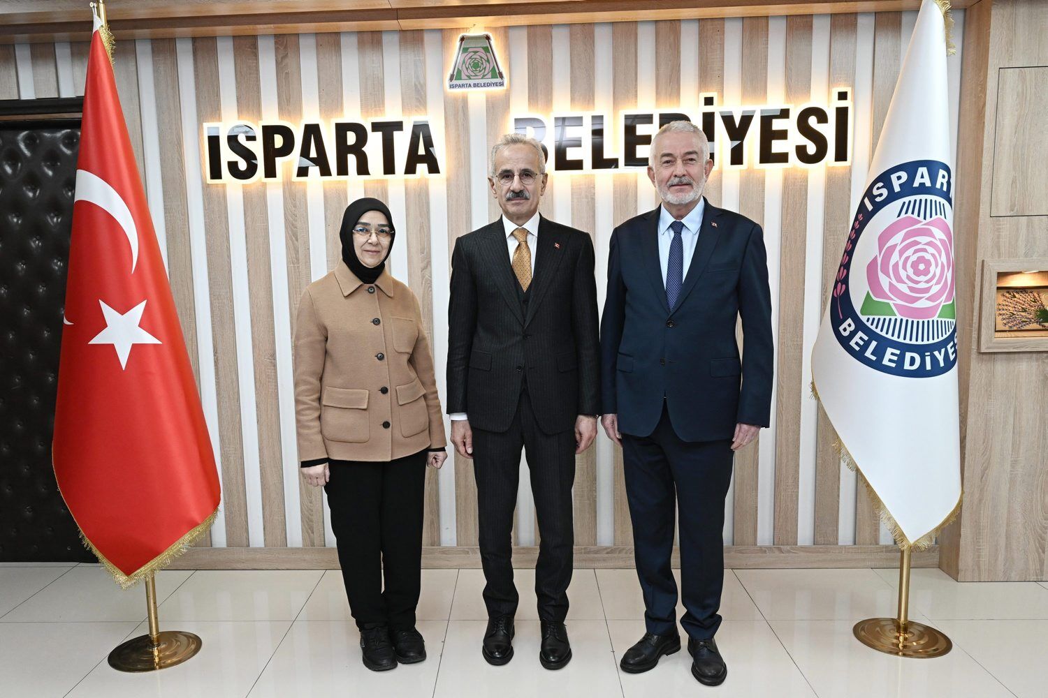 Bakan Uraloğlu “Isparta’da Güzel Işler Yapılıyor” (1)